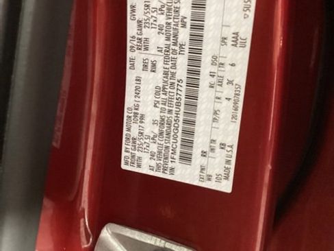 Used 2017 Ford Escape SE w/ SE Cold Weather Package image 14