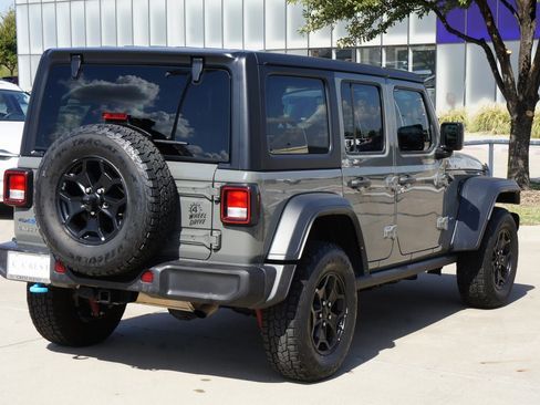 Used 2023 Jeep Wrangler Unlimited image 6
