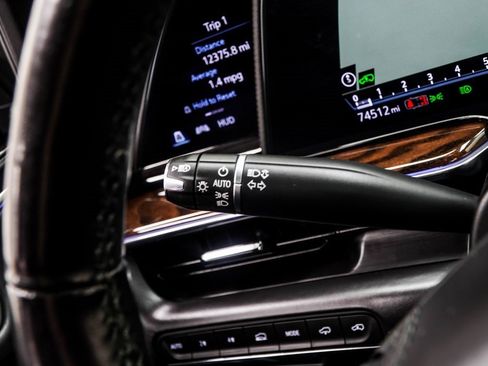 Used 2022 Cadillac Escalade ESV Sport Platinum w/ LPO, ONYX Package image 42