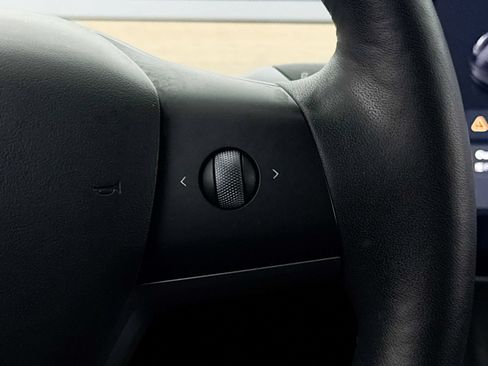 Used 2022 Tesla Model 3 RWD image 37