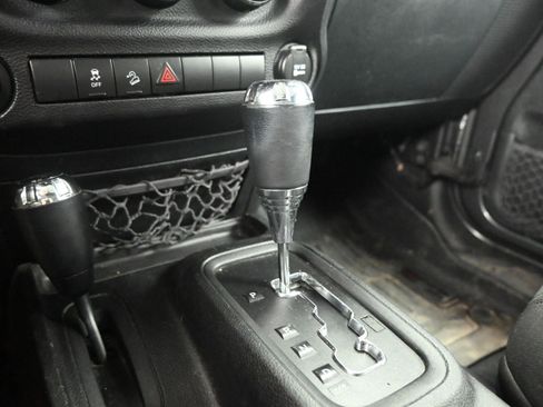 Used 2016 Jeep Wrangler Unlimited Sport w/ Quick Order Package 24S image 13