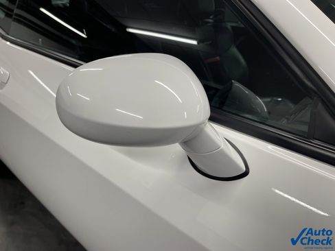 Used 2014 Dodge Challenger SRT8 image 26