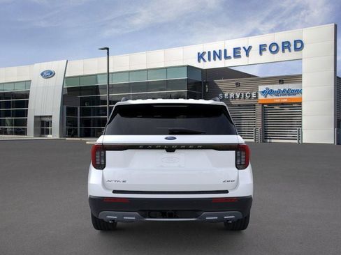 New 2025 Ford Explorer Active w/ Active Comfort Package image 9