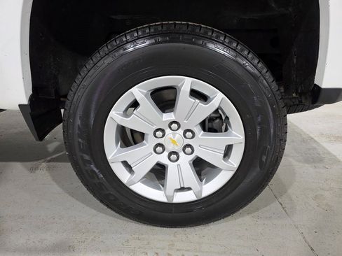 Used 2022 Chevrolet Colorado LT w/ Fleet Safety Package image 8