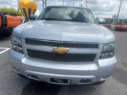 Used 2014 Chevrolet Suburban LTZ AWD/4WD image 2