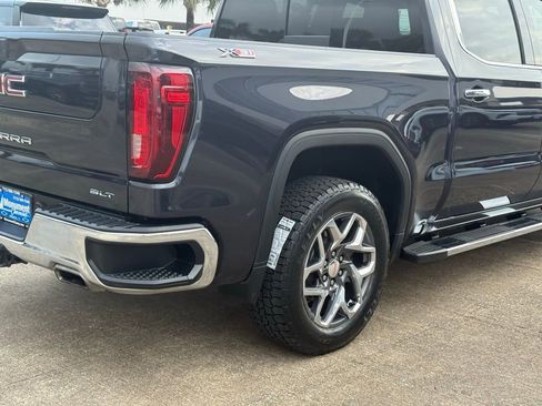 Used 2023 GMC Sierra 1500 SLT image 11