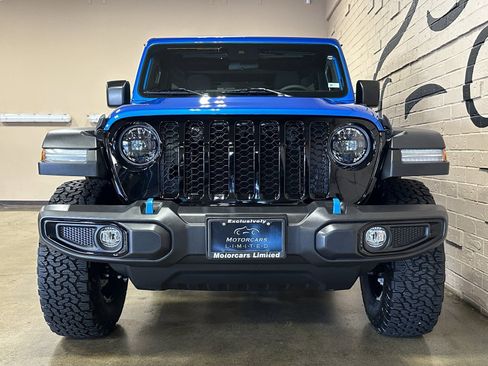 Used 2024 Jeep Wrangler Unlimited image 11