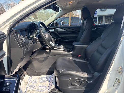 Used 2023 MAZDA CX-9 Touring image 21