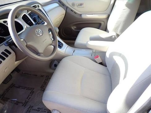 Used 2006 Toyota Highlander 2WD image 10
