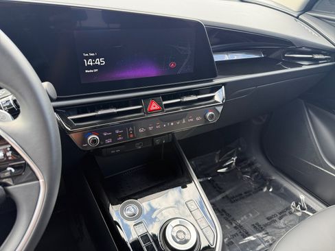 Used 2024 Kia Niro Wind FWD image 12