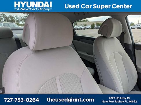 Used 2016 Hyundai Sonata SE FWD image 6