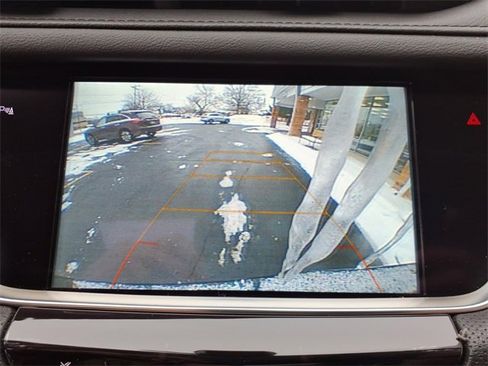 Used 2019 Cadillac XT5 Luxury image 17