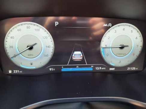 Used 2022 Hyundai Santa Fe SEL w/ Convenience + Premium Package FWD image 11