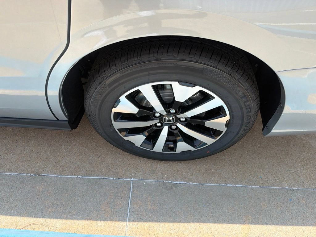New 2026 Honda Odyssey EX-L image 13