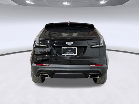 Certified 2023 Cadillac XT4 Sport w/ LPO, Onyx Lite Package AWD/4WD image 8