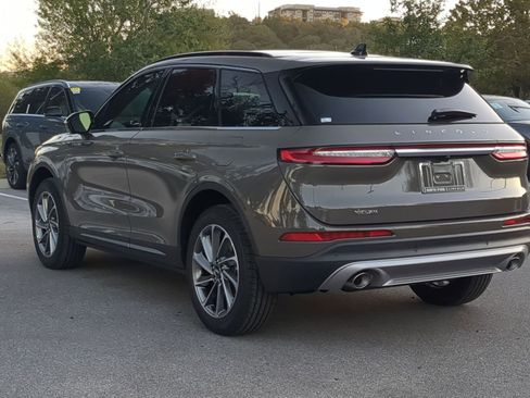 New 2026 Lincoln Corsair Premiere image 5