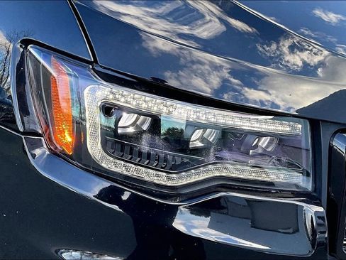 Used 2019 Jeep Grand Cherokee Altitude image 31