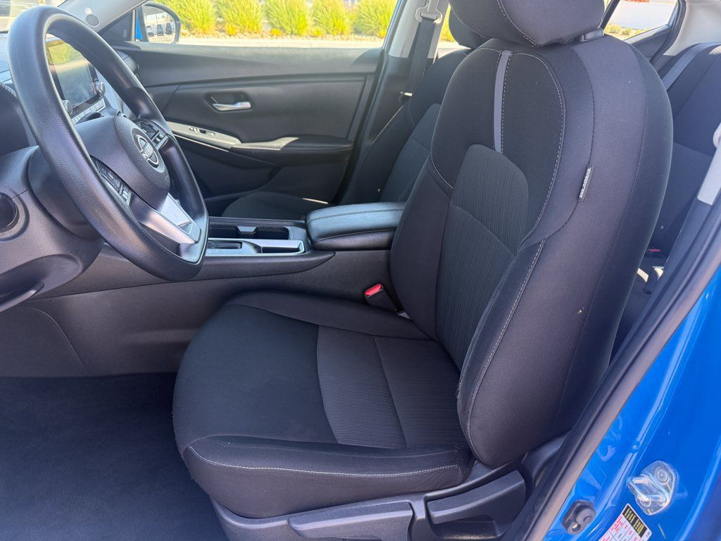 Used 2024 Nissan Sentra SV FWD image 11