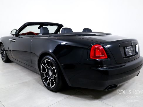 Used 2019 Rolls-Royce Dawn RWD image 9