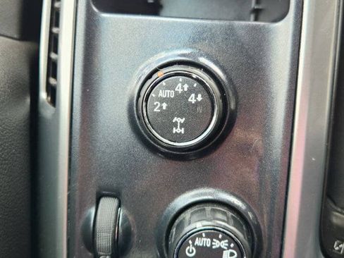 Used 2014 Chevrolet Silverado 1500 LT AWD/4WD image 13