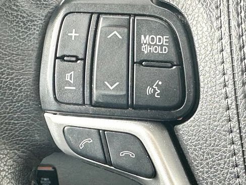 Used 2020 Toyota Sienna XLE FWD image 12