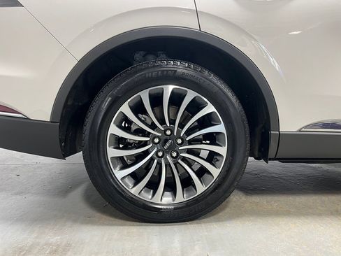 Used 2022 Lincoln Aviator Reserve w/ Elements Package Plus image 15