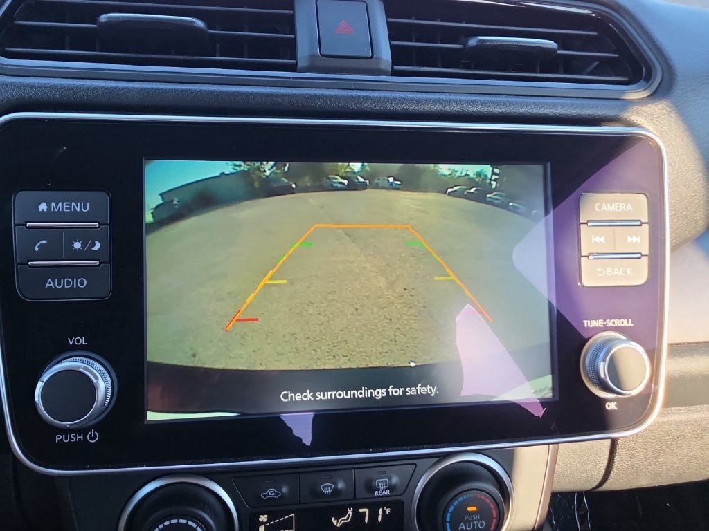 Used 2025 Nissan Leaf S FWD image 17