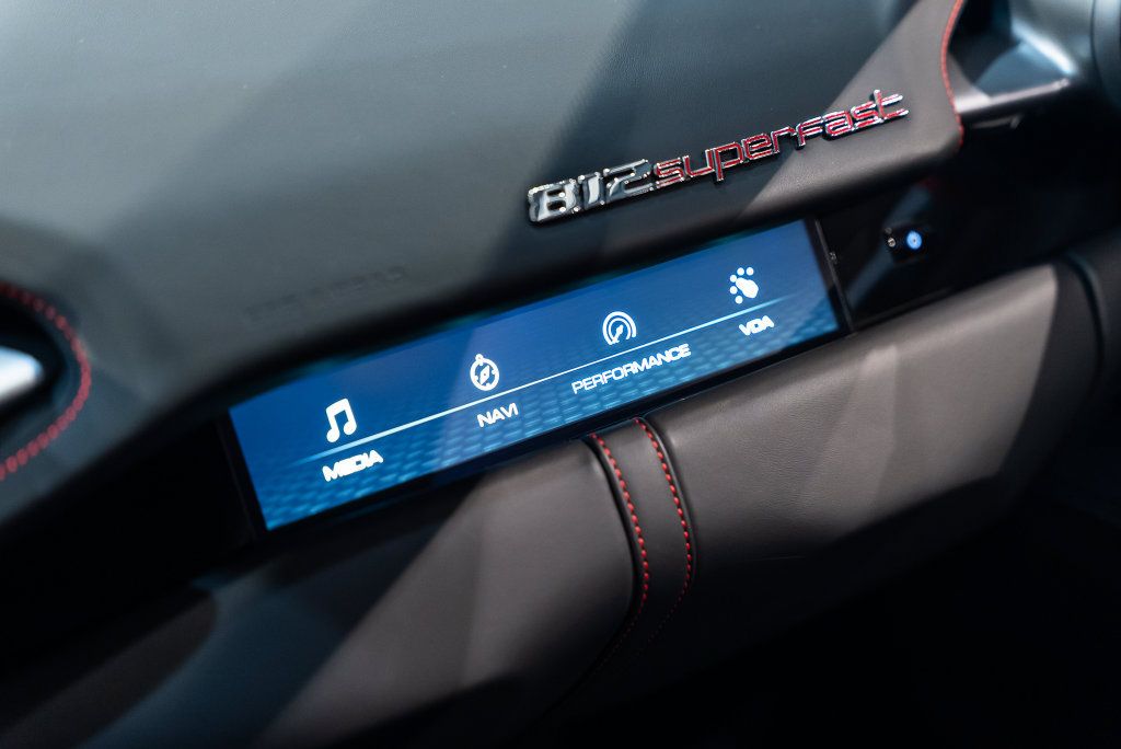 Used 2020 Ferrari 812 Superfast RWD image 39
