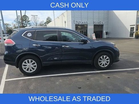 Used 2016 Nissan Rogue S w/ Appearance Package image 6