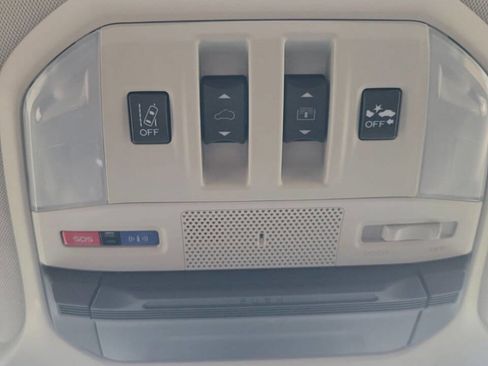 Used 2022 Subaru Ascent Touring image 19