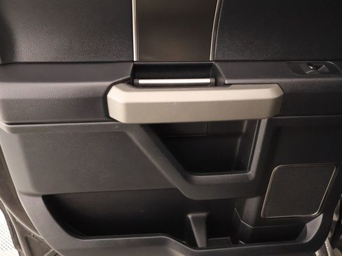 Used 2020 Ford F150 Raptor w/ Equipment Group 802A Luxury image 19