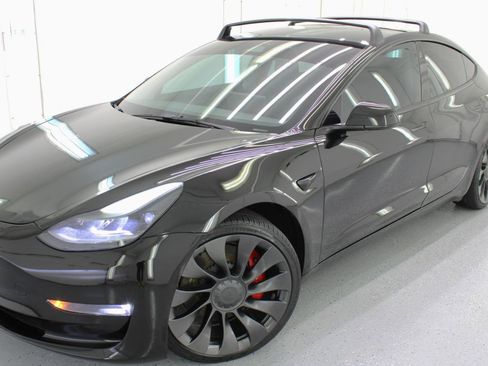 Used 2021 Tesla Model 3 Performance image 13