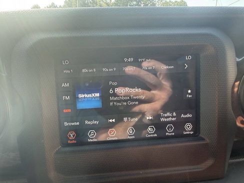 Used 2021 Jeep Wrangler Unlimited Sport AWD/4WD image 16
