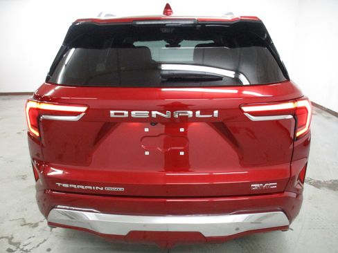 New 2026 GMC Terrain Denali AWD/4WD image 7