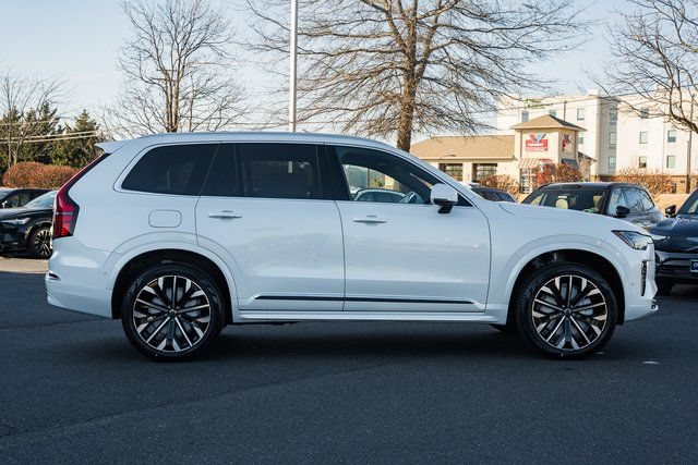 New 2026 Volvo XC90 B6 Plus AWD/4WD image 4