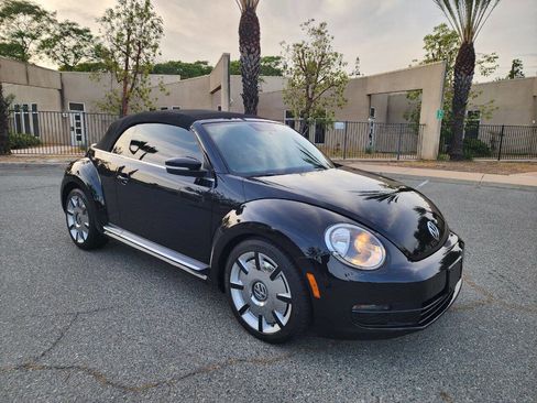 Used 2013 Volkswagen Beetle 2.5 FWD image 10
