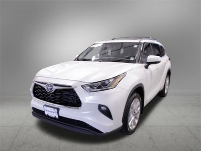 Used 2023 Toyota Highlander Limited