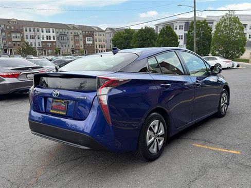 Used 2018 Toyota Prius Two w/ Prius Two Safety Plus Package FWD image 13
