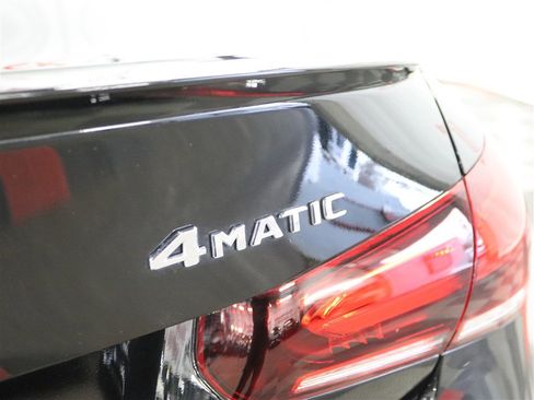 Used 2022 Mercedes-Benz A 220 4MATIC image 8
