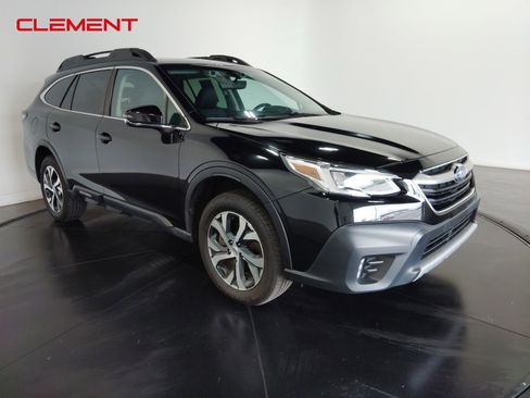 Used 2022 Subaru Outback Limited image 3