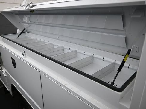 New 2026 Ford F550 2WD Regular Cab Super Duty image 30