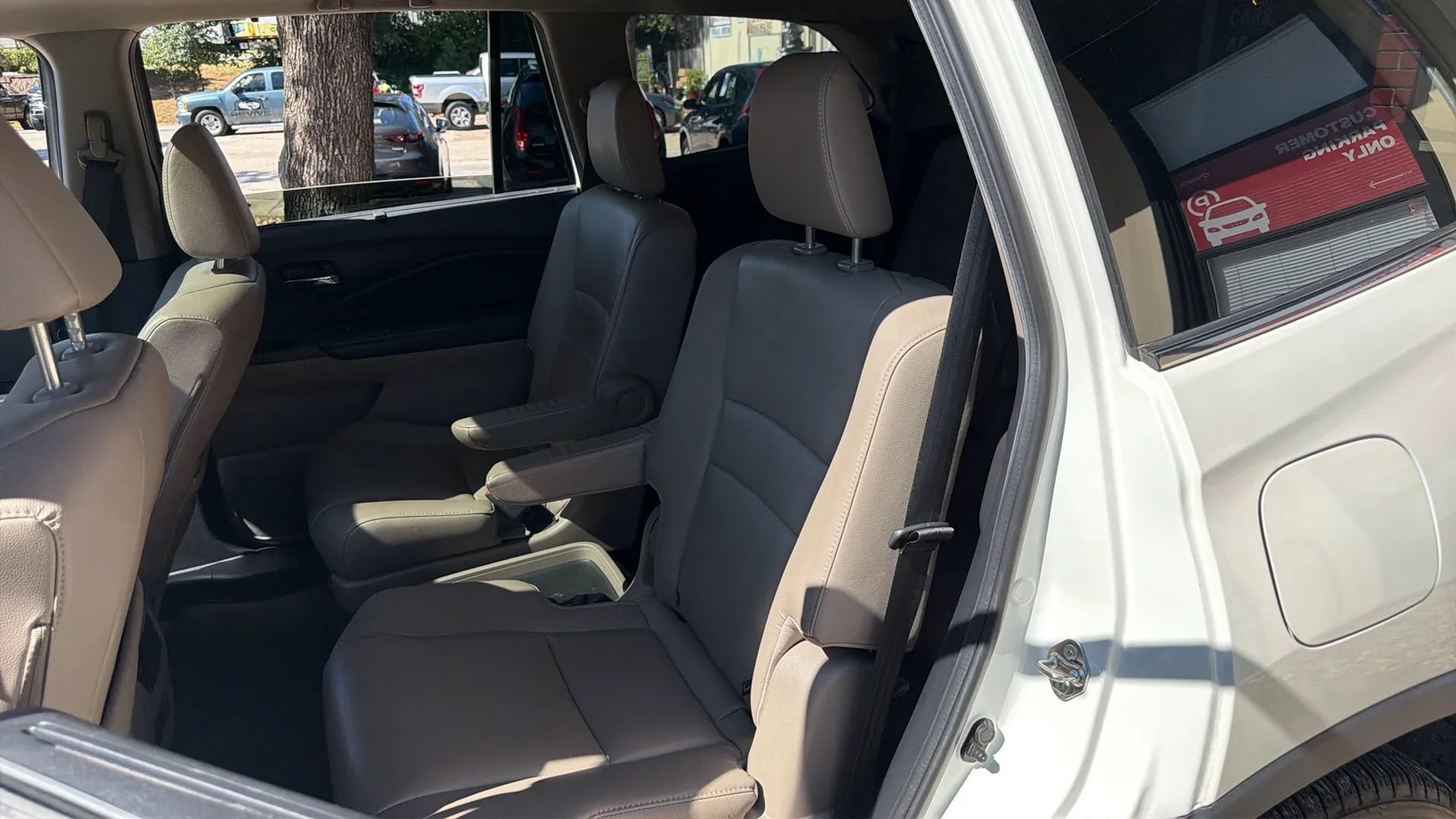 Used 2019 Honda Pilot Touring image 19