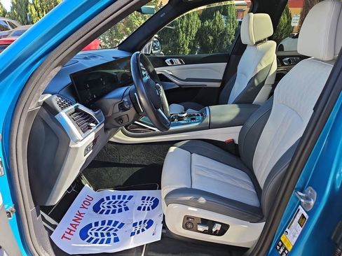 Used 2024 BMW X7 M60i w/ Executive Package image 12