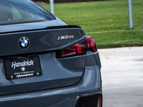 Used 2025 BMW M235i xDrive w/ Premium Package image 31