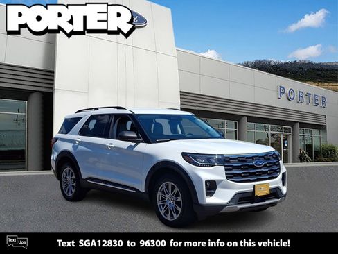 Used 2025 Ford Explorer Active w/ Active Comfort Package AWD/4WD image 1