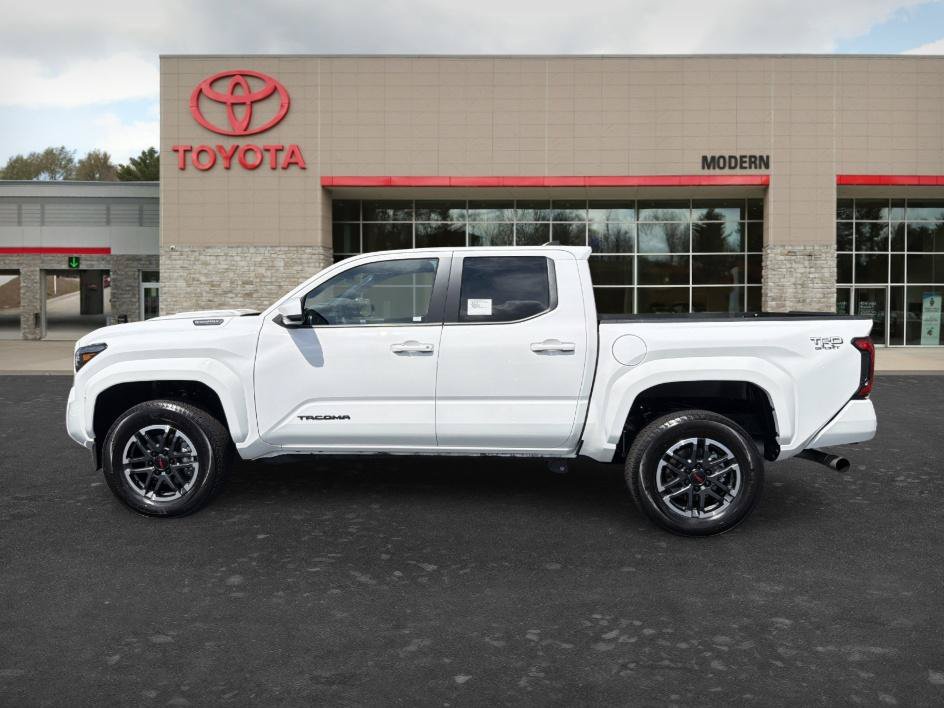 Certified 2026 Toyota Tacoma TRD Sport AWD/4WD image 15