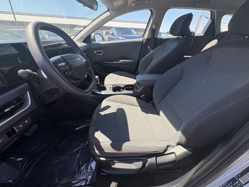 Used 2025 Kia K4 FWD image 25