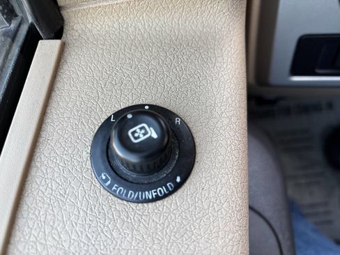 Used 2013 Ford F150 Lariat w/ Luxury Equipment Group image 29