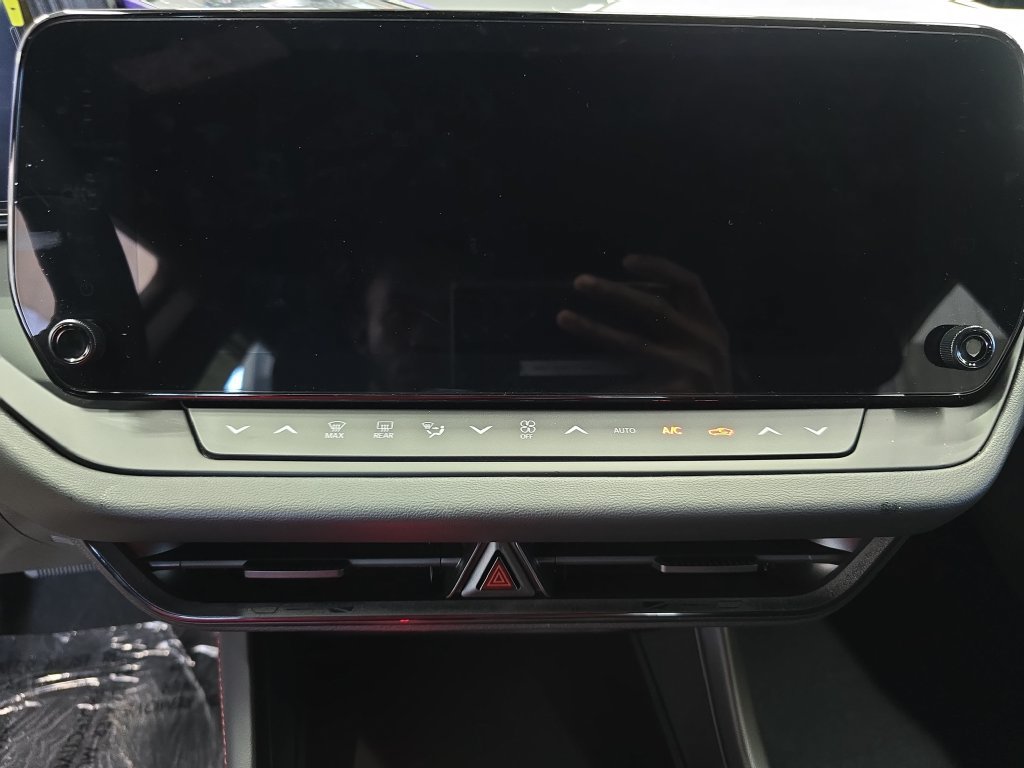 New 2027 Dodge Charger R/T AWD/4WD image 23