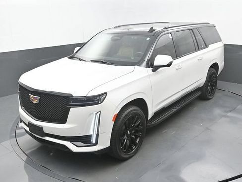 Used 2023 Cadillac Escalade ESV Sport AWD/4WD image 33
